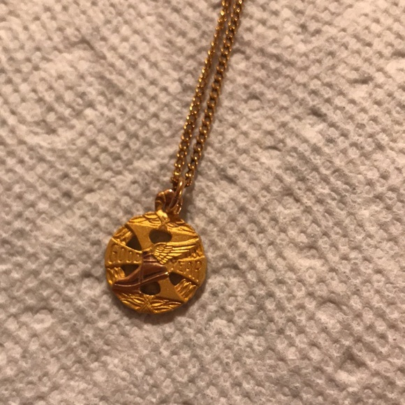 Vintage Gold plated Goodyear pendant necklace with case - Picture 5 of 5